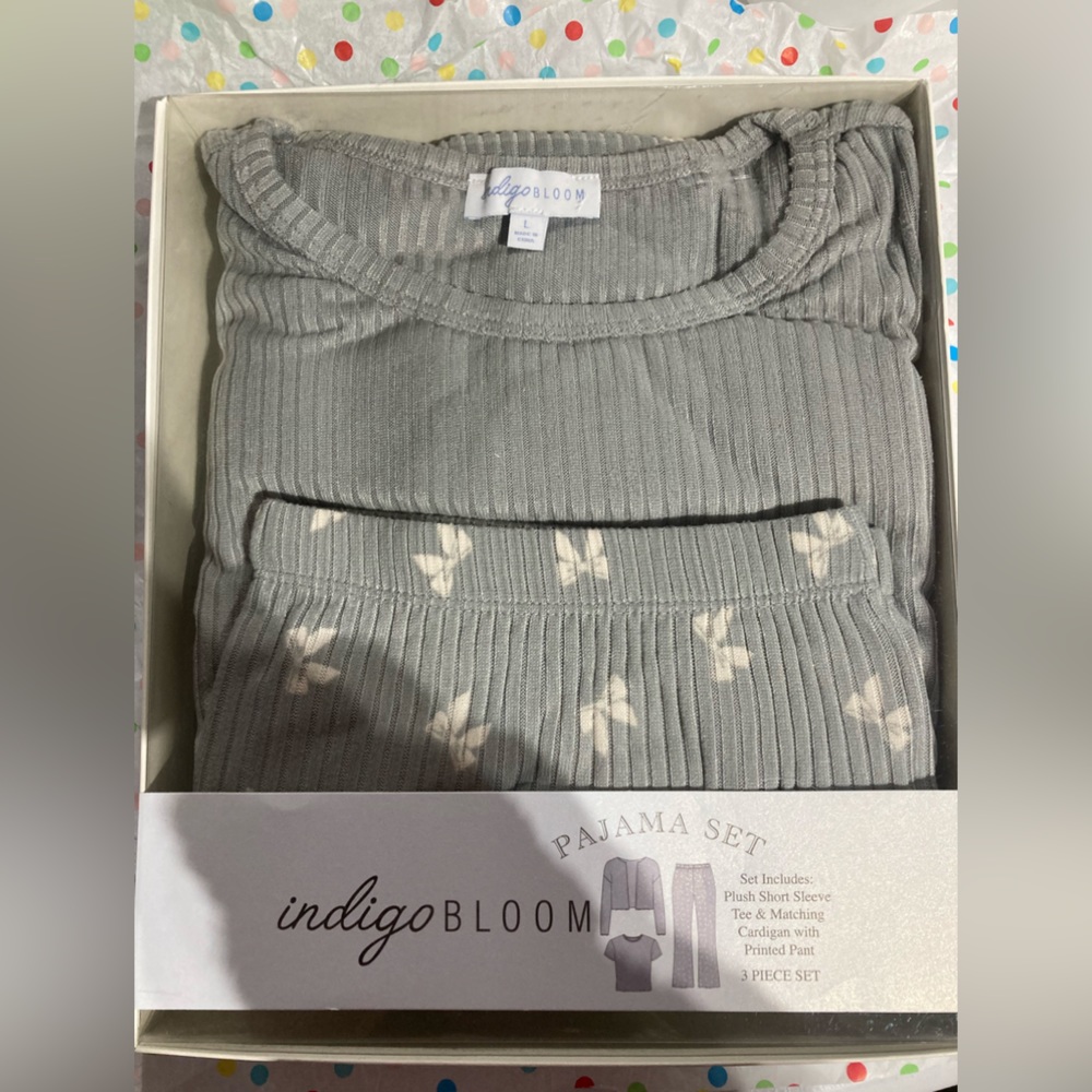 Indigo Bloom 3 piece Pajama Set NWT Size L
